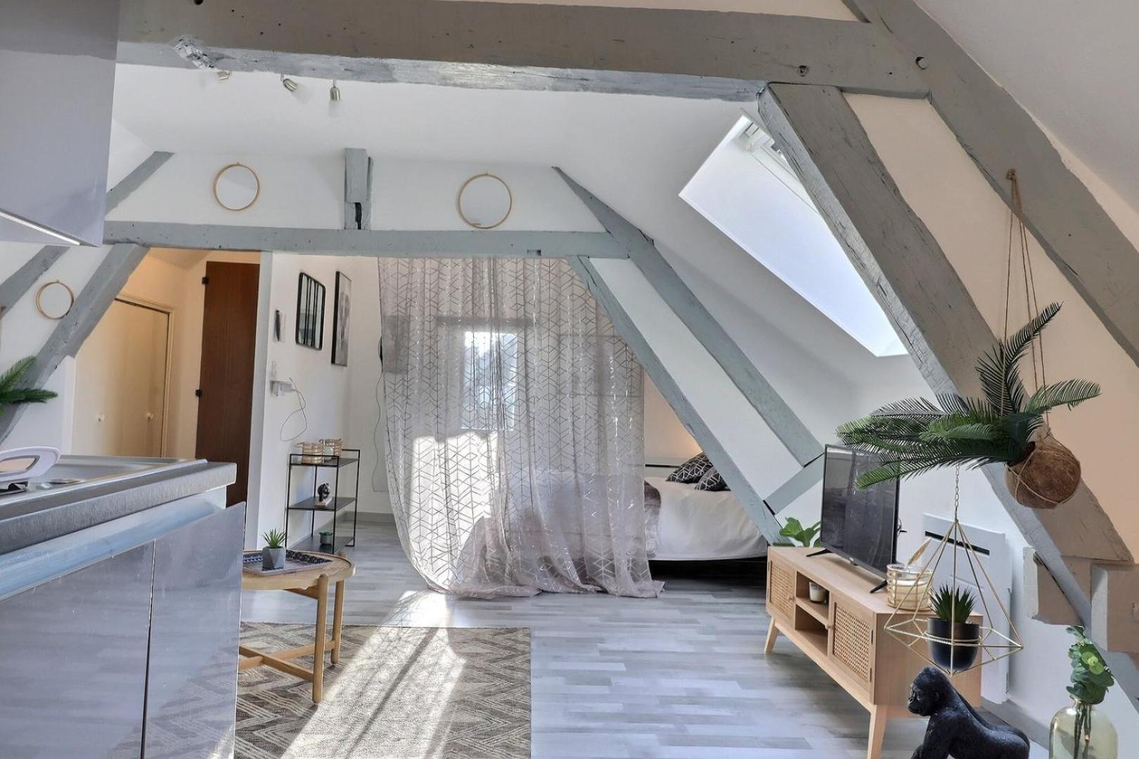 Downtown Apartment - Quiet And Cozy - Mon Groom トロワ エクステリア 写真